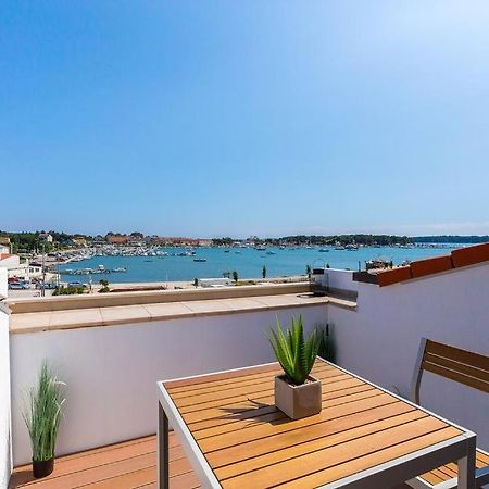 Armani Apartment Медулин Екстериор снимка